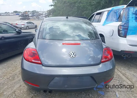 2013 Volkswagen Beetle 2.5L Entry из США, поврежденный, VIN 3VWFP7AT4DM660162